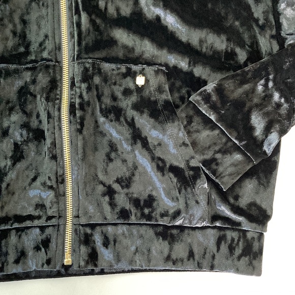 NEW Fabletics Crushed Velour Stretch Zip Front Hoodie - Picture 4 of 9